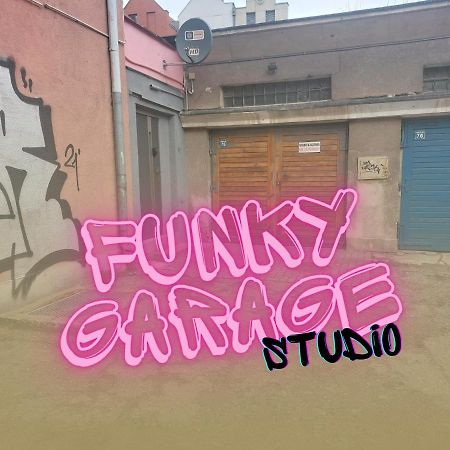 Funky Garage Studio Danzig Exterior foto